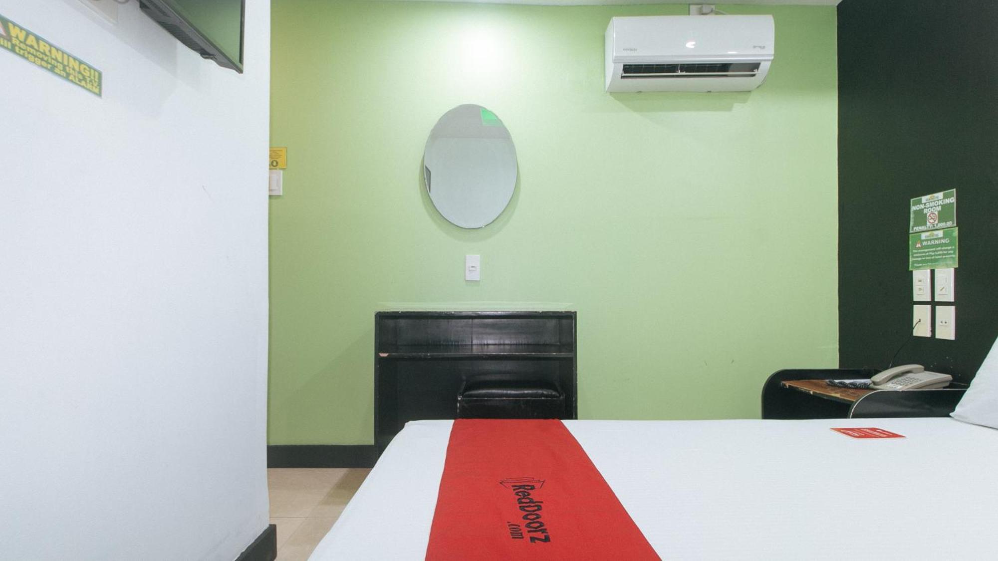 Hotel Reddoorz At Ranchotel Bayanan Alabang Muntinlupa City
